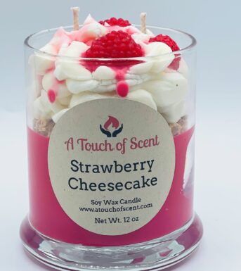 12oz Strawberry Cheesecake Dessert Candle
